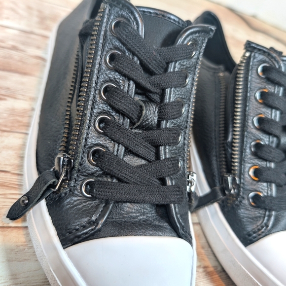 Coach Empire Zipper Leather Black Low Top Sneaker Tennis Shoes Women's Size 7 B - Picture 12 of 16